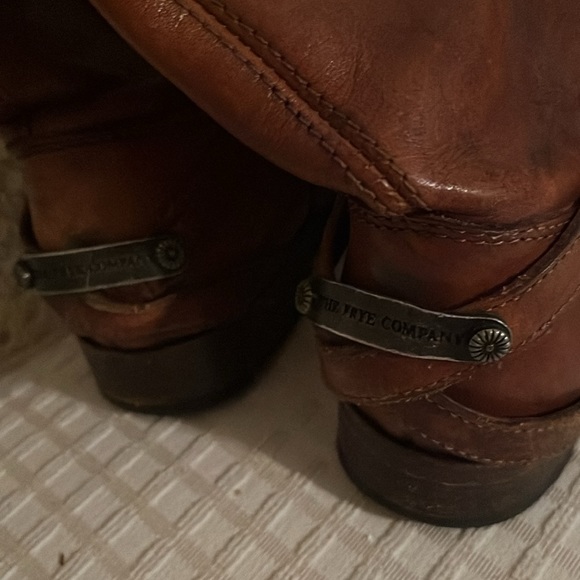 FRYE LINDSAY PLATE 76975 LADIES LEATHER RIDING BOOTS size 6B - Picture 3 of 5